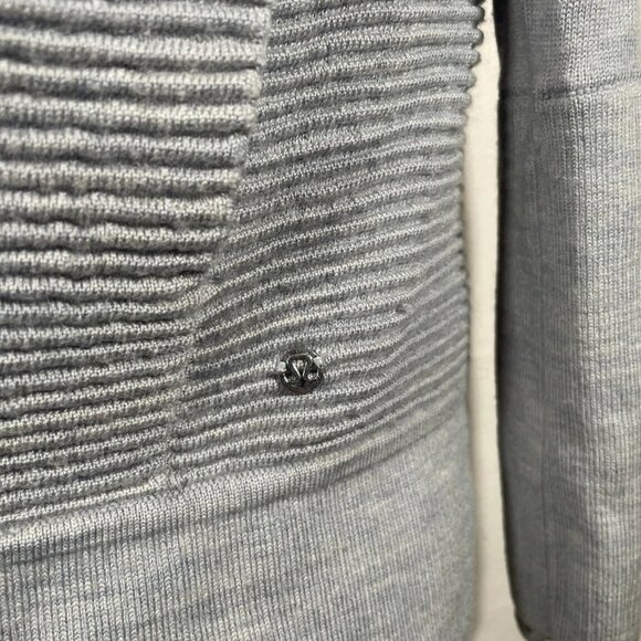 Lululemon Sit In Lotus Wrap II Heathered Gray Sage Merino Wool Cardigan Sz 4 - Picture 7 of 8